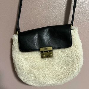 Sherpa Crossbody